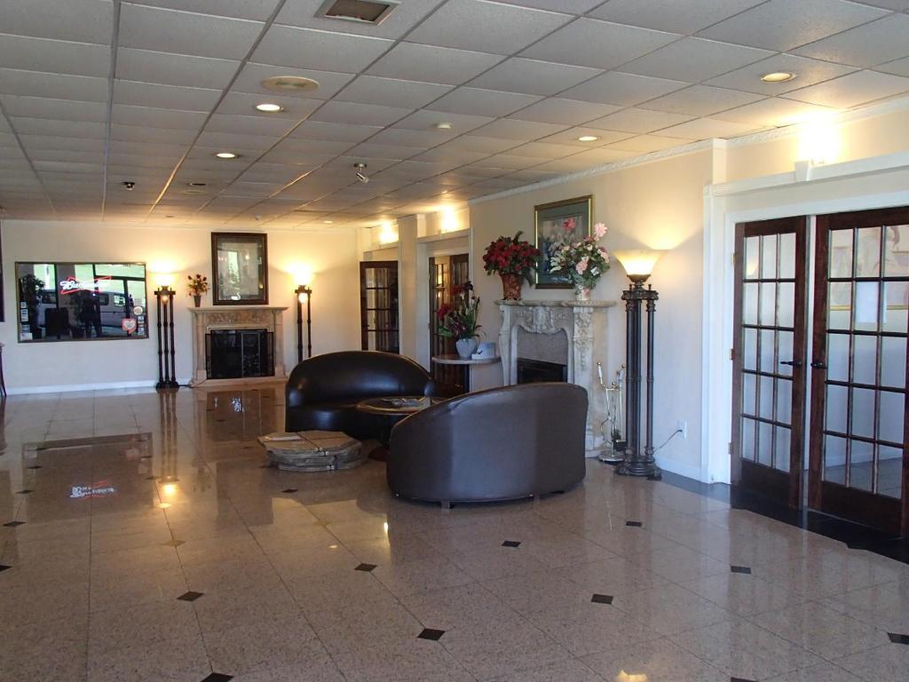 Bossier Inn And Suites Bossier City Εξωτερικό φωτογραφία