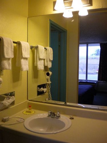 Bossier Inn And Suites Bossier City Εξωτερικό φωτογραφία